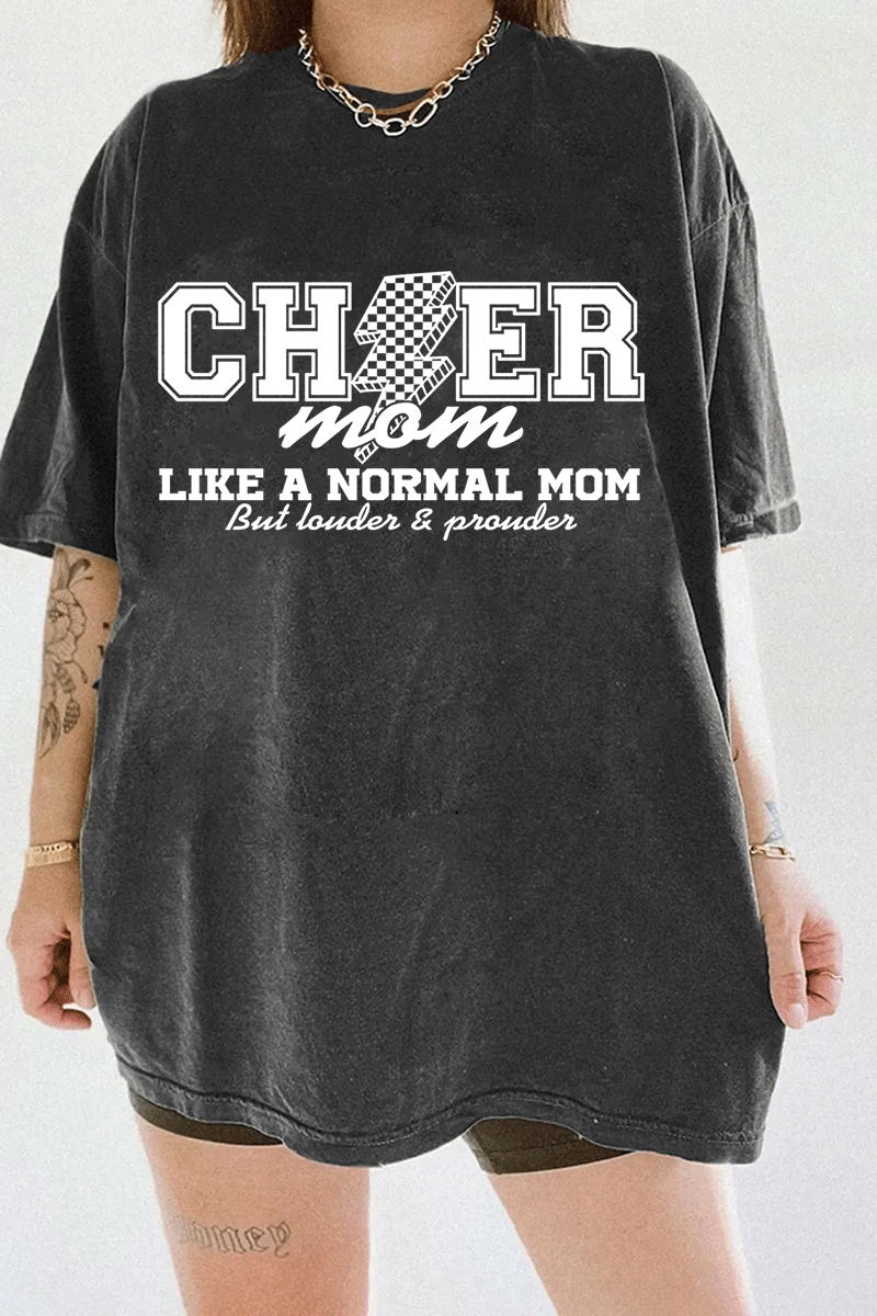 Ragglo dark gray T-shirt featuring 'Cheer Mom' text with a checkered '2' and 'Like a Normal Mom But Louder & Prouder' slogan, perfect for proud moms and casual streetwear.