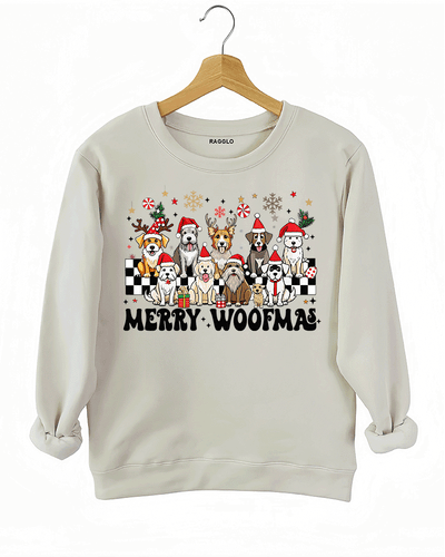 Ragglo beige sweatshirt featuring eight dogs in Santa hats and reindeer antlers with gifts, snowflakes, and 'MERRY WOOFMAS' text, perfect for festive Christmas streetwear for dog lovers.

